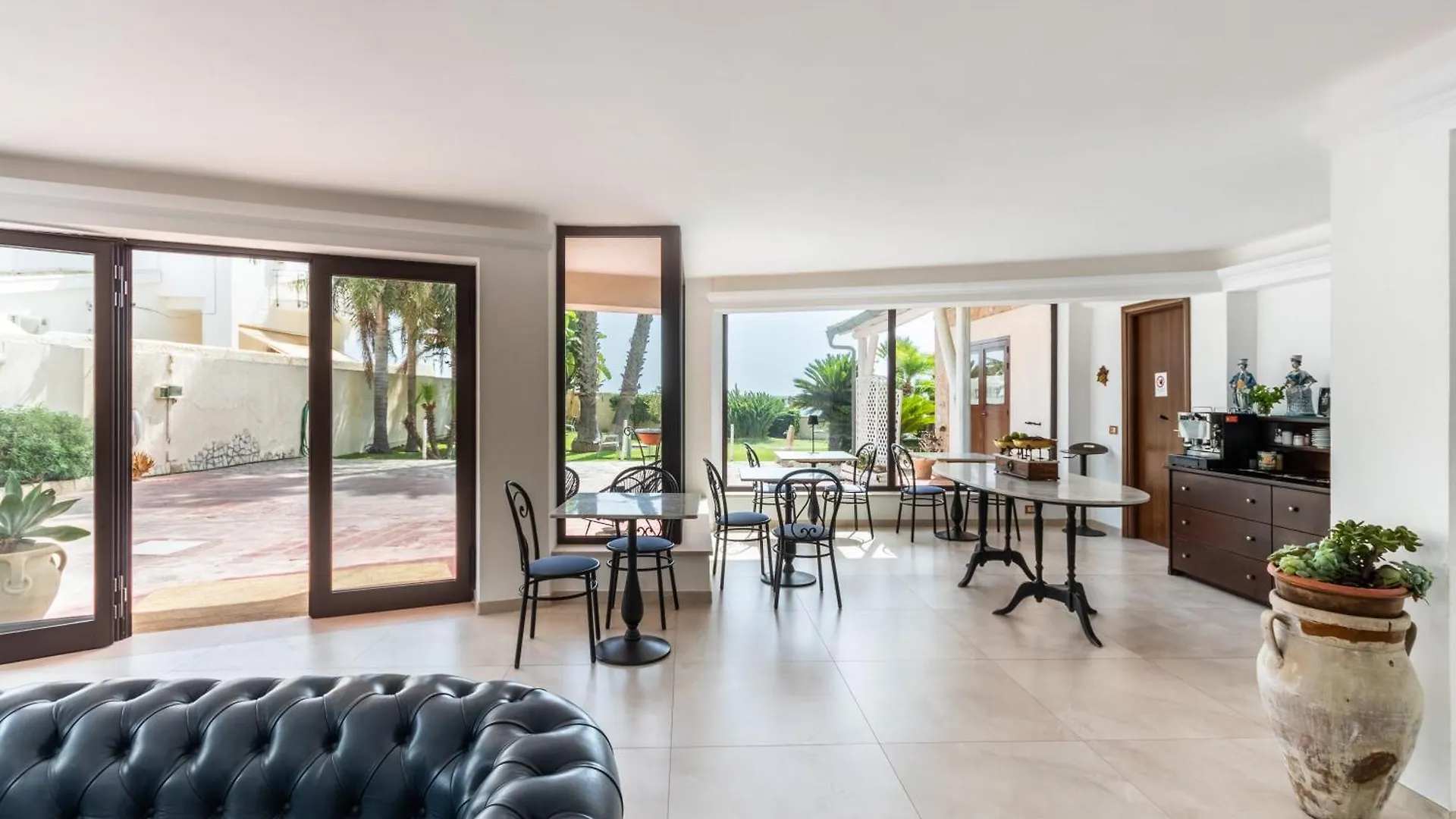 B&B La Terrazza Sul Mare Avola Panzió