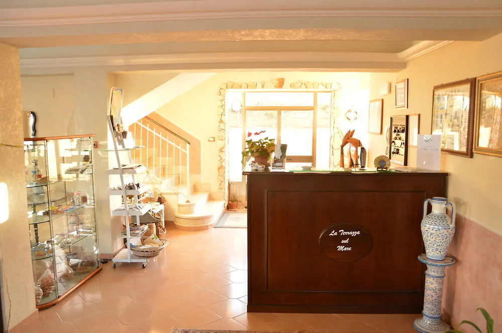 B&B La Terrazza Sul Mare Avola Bed & Breakfast