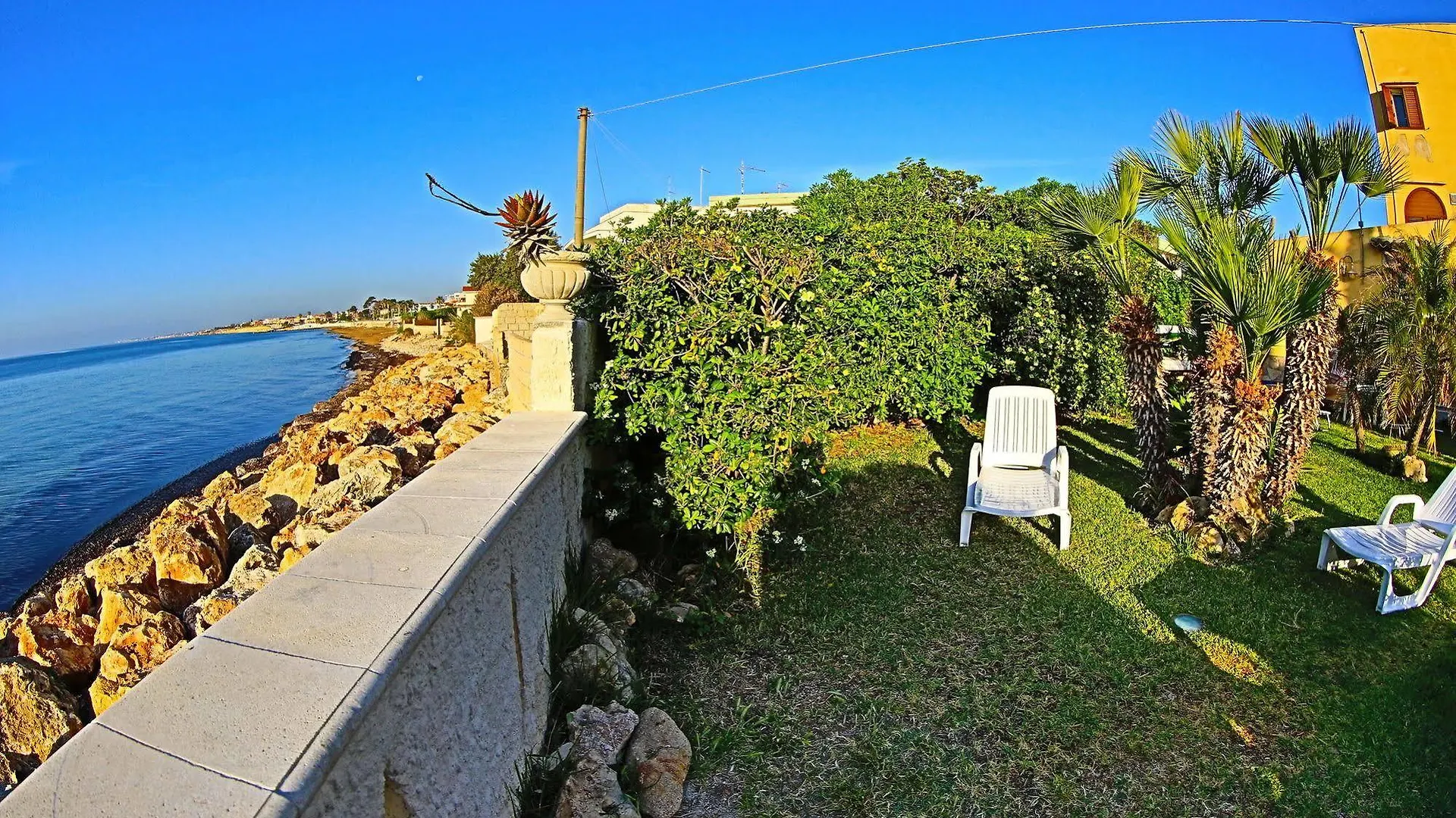B&B La Terrazza Sul Mare Avola 3*,